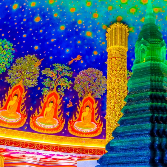 ワットパクナム（エメラルド寺院）